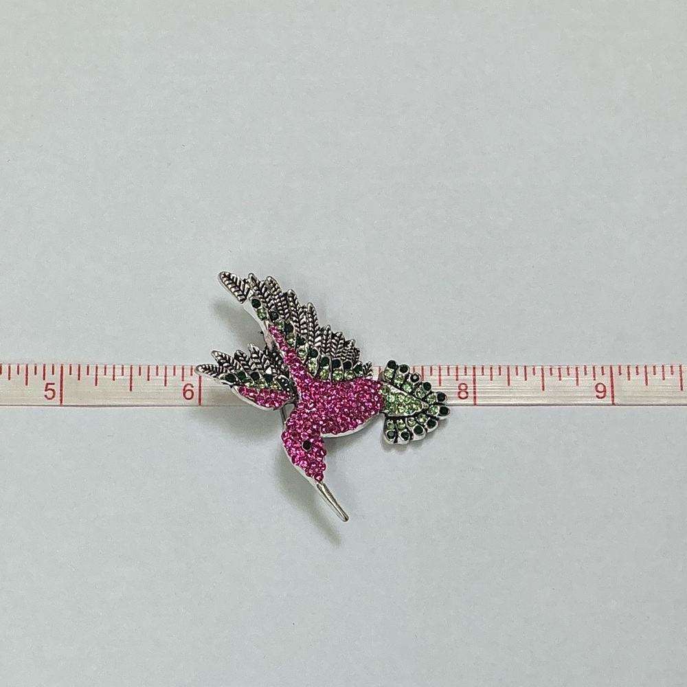 Pink and Green Hummingbird Brooch - Picture 5 of 6